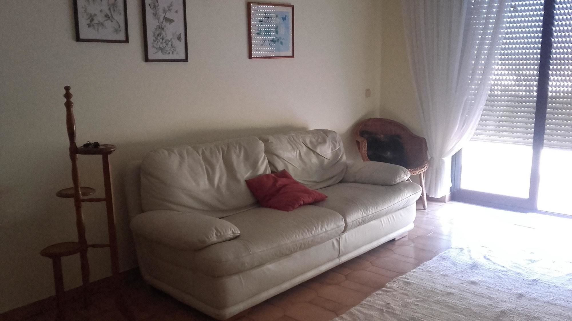 With 2 Bedrooms In Lagos, With Wonderful Sea View, Balcony A Apartment *
